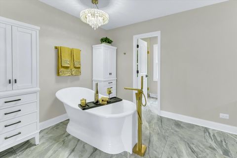 Tiny photo for 967 W Bauer Road, Naperville, IL 60563 (MLS # 12653208)