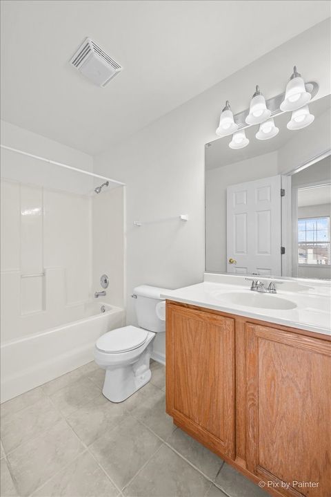 Tiny photo for Crystal Lake, IL 60012 (MLS # 12557266)