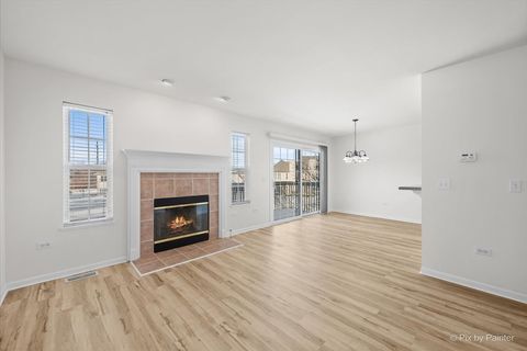 Tiny photo for Crystal Lake, IL 60012 (MLS # 12557266)