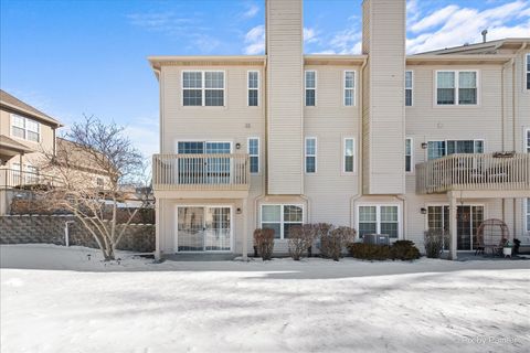 Tiny photo for Crystal Lake, IL 60012 (MLS # 12557266)