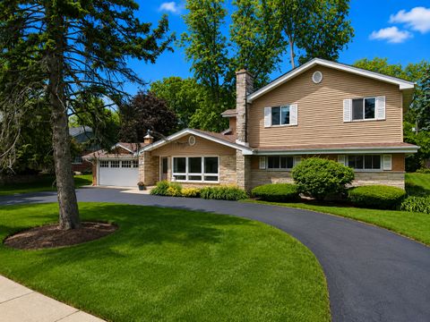 Photo of 606 Country Club Drive, Itasca, IL 60143 (MLS # 12661129)