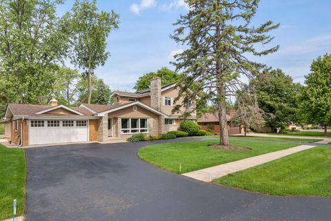 Tiny photo for 606 Country Club Drive, Itasca, IL 60143 (MLS # 12661129)