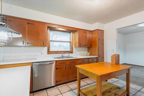 Tiny photo for 625 Bradley Drive, Bloomington, IL 61701 (MLS # 12543522)