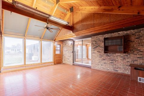 Tiny photo for 625 Bradley Drive, Bloomington, IL 61701 (MLS # 12543522)