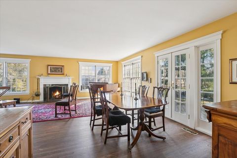 Tiny photo for 58 E Laurel Avenue, Lake Forest, IL 60045 (MLS # 12575330)