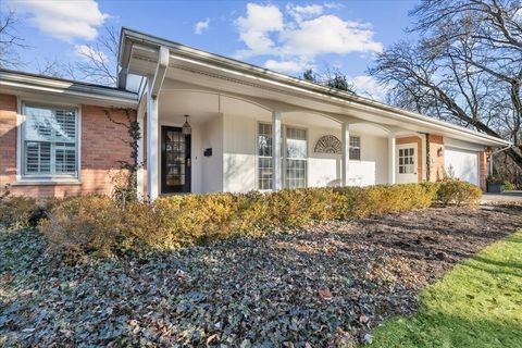Tiny photo for 58 E Laurel Avenue, Lake Forest, IL 60045 (MLS # 12575330)