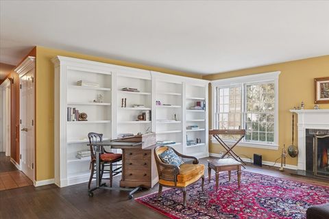 Tiny photo for 58 E Laurel Avenue, Lake Forest, IL 60045 (MLS # 12575330)