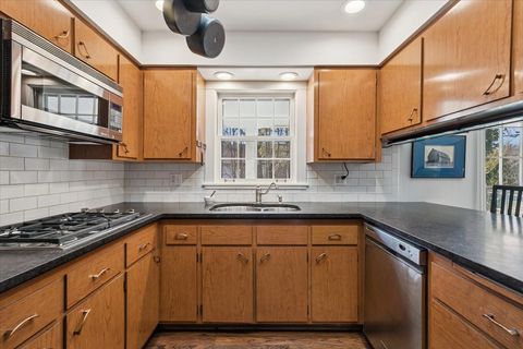 Tiny photo for 58 E Laurel Avenue, Lake Forest, IL 60045 (MLS # 12575330)