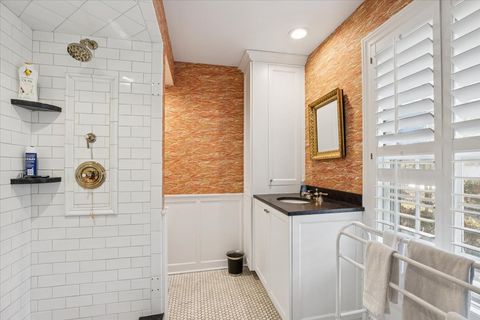 Tiny photo for 58 E Laurel Avenue, Lake Forest, IL 60045 (MLS # 12575330)