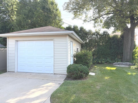 Tiny photo for 9427 S Harding Avenue, Evergreen Park, IL 60805 (MLS # 12734347)