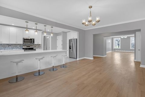 Tiny photo for 3750 N Lake Shore Drive #2C, Chicago, IL 60613 (MLS # 12464310)