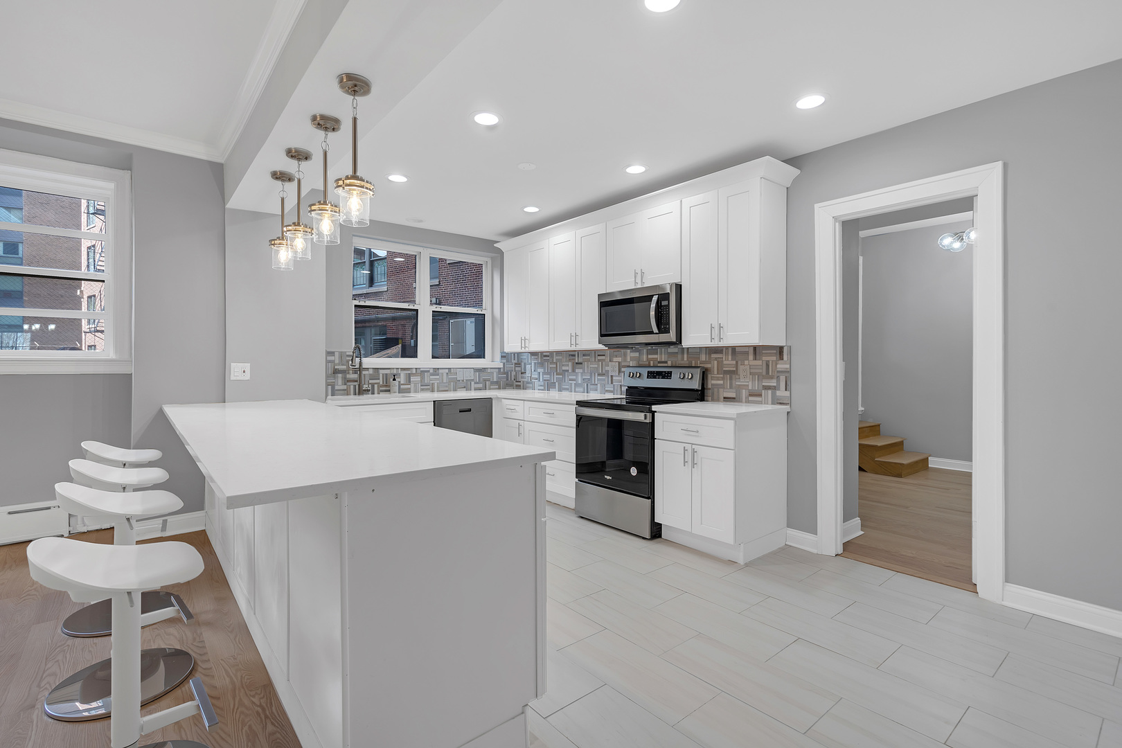 3750 N Lake Shore Drive 2C