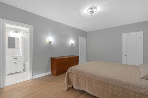 Tiny photo for 3750 N Lake Shore Drive #2C, Chicago, IL 60613 (MLS # 12464310)