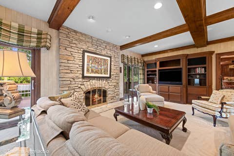 Tiny photo for 3 Far Hills Road, Barrington Hills, IL 60010 (MLS # 12598564)