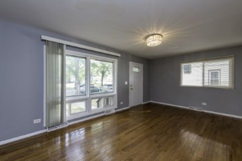 Tiny photo for 2903 Emmaus Avenue, Zion, IL 60099 (MLS # 12471179)