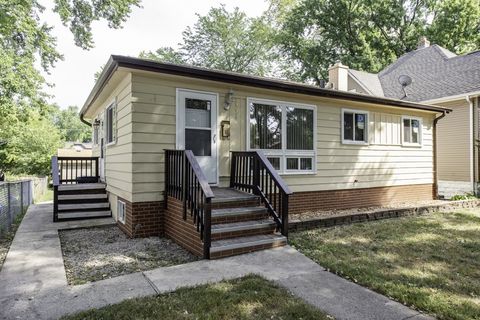 Tiny photo for 2903 Emmaus Avenue, Zion, IL 60099 (MLS # 12471179)