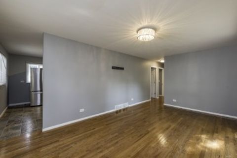 Tiny photo for 2903 Emmaus Avenue, Zion, IL 60099 (MLS # 12471179)