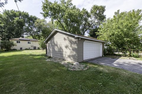Tiny photo for 2903 Emmaus Avenue, Zion, IL 60099 (MLS # 12471179)