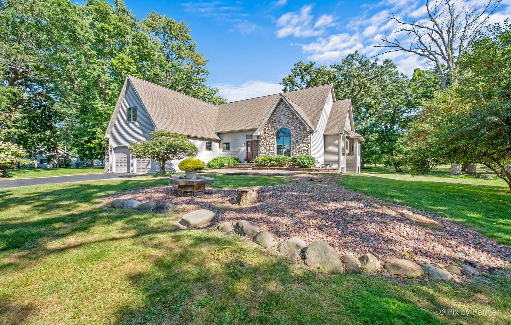 1901 River Terrace Drive