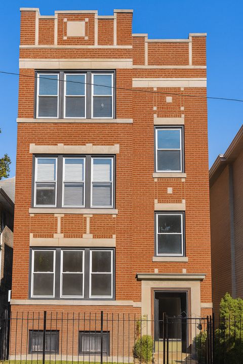 1340 W Byron Street 1 Chicago IL 60613