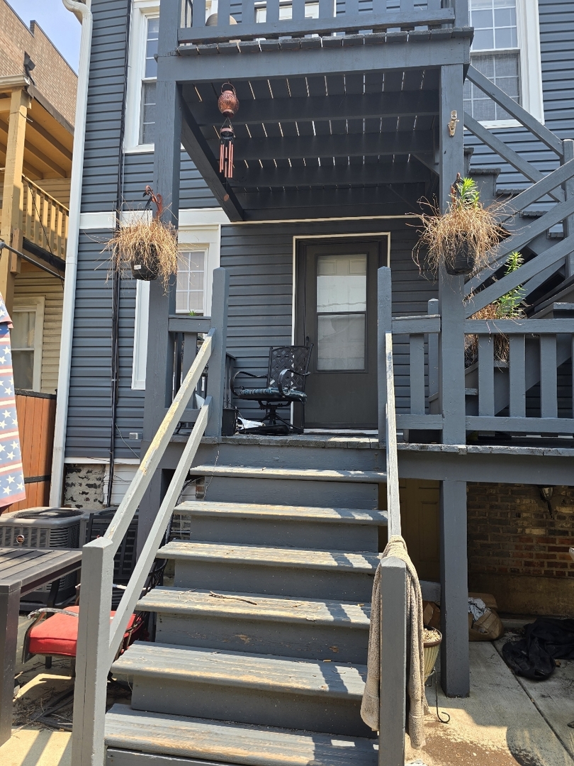 736 N Ada Street