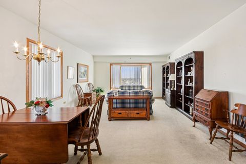Tiny photo for 10720 S Washington Street #406, Oak Lawn, IL 60453 (MLS # 12555896)