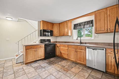 Tiny photo for 68 Marnel Road, Montgomery, IL 60538 (MLS # 12731951)