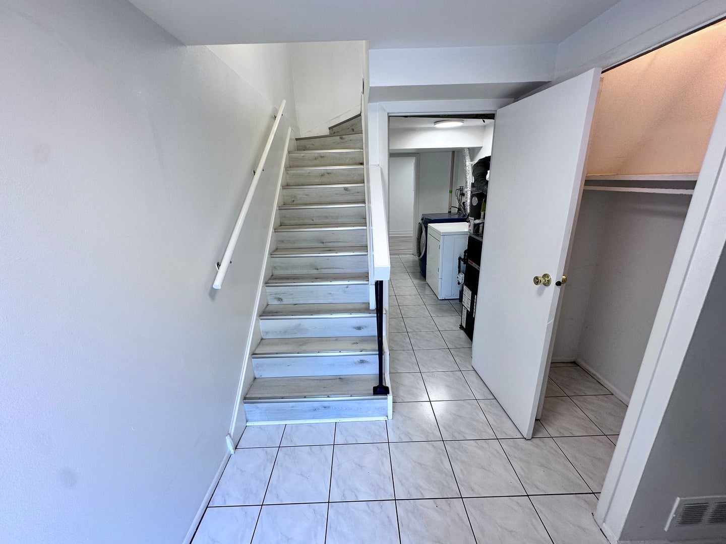 811 Shawnee Trail 811
