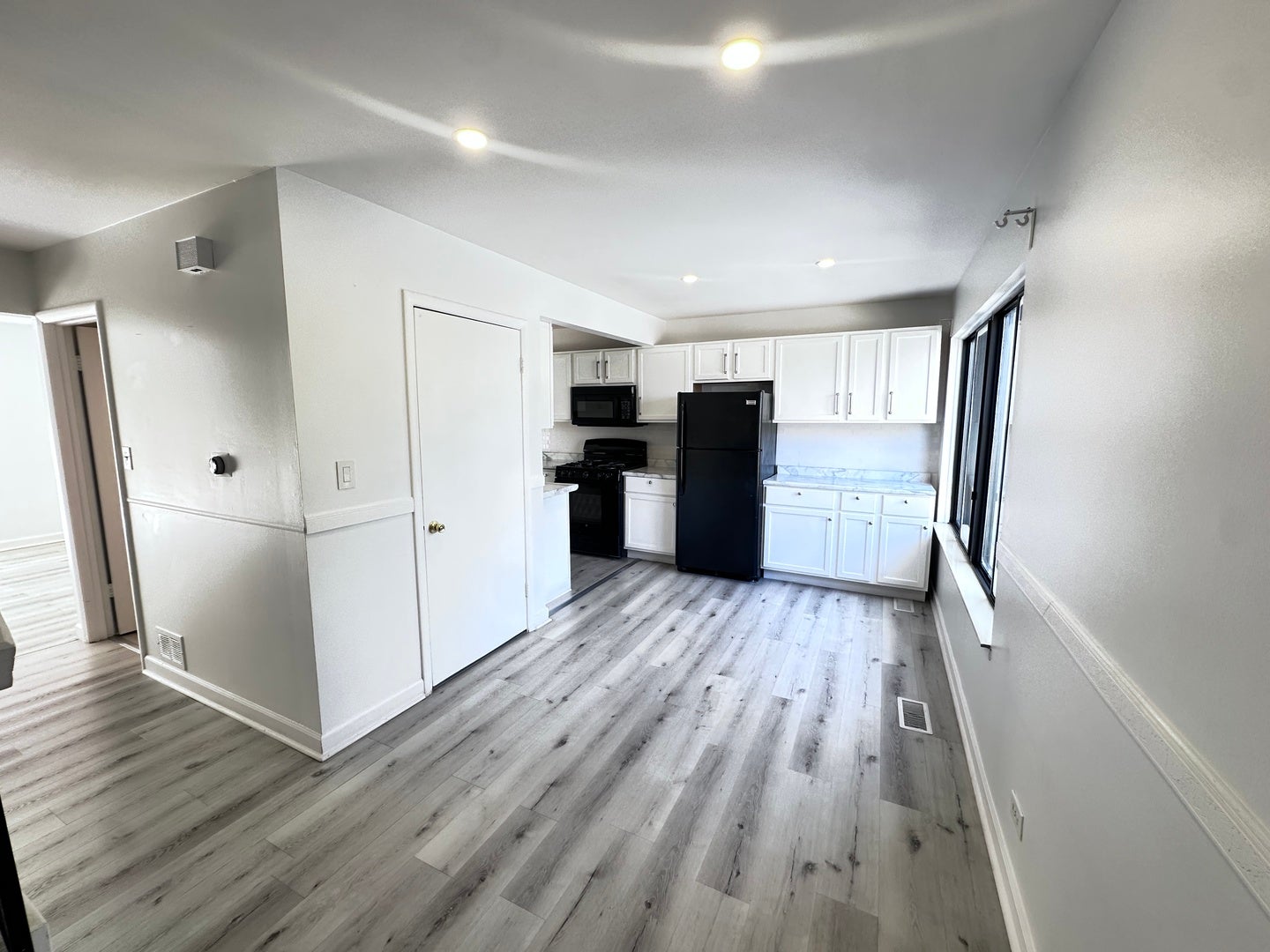 811 Shawnee Trail 811