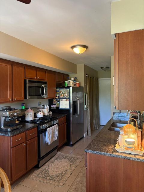 Tiny photo for 511 East Avenue #511, Streamwood, IL 60107 (MLS # 12629593)