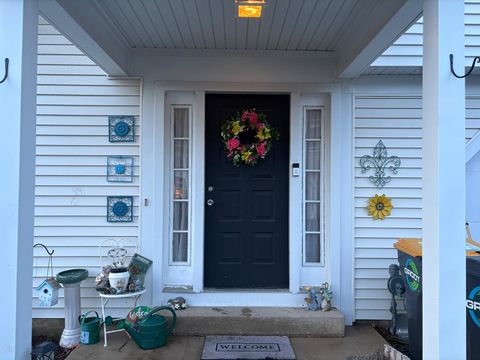 Tiny photo for 511 East Avenue #511, Streamwood, IL 60107 (MLS # 12629593)