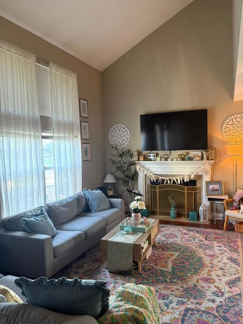 Tiny photo for 511 East Avenue #511, Streamwood, IL 60107 (MLS # 12629593)