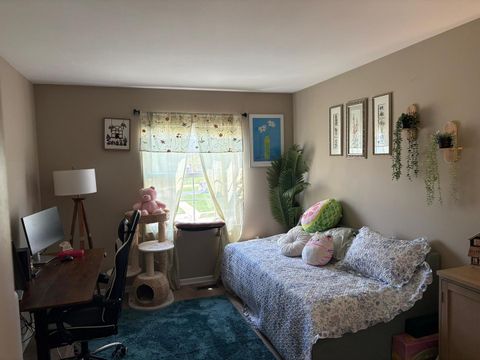Tiny photo for 511 East Avenue #511, Streamwood, IL 60107 (MLS # 12629593)