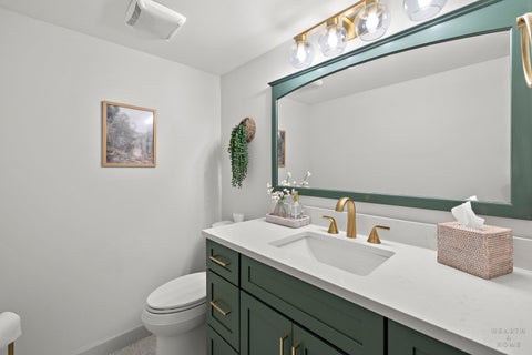 Tiny photo for 70 Cedar Ridge Rdg #C, Lake Barrington, IL 60010 (MLS # 12742614)