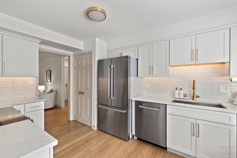 Tiny photo for 70 Cedar Ridge Rdg #C, Lake Barrington, IL 60010 (MLS # 12742614)