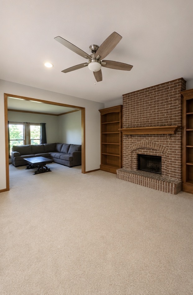 2755 Asbury Drive, Aurora, IL 60504 — MLS #12655422 — photo 3 of 7