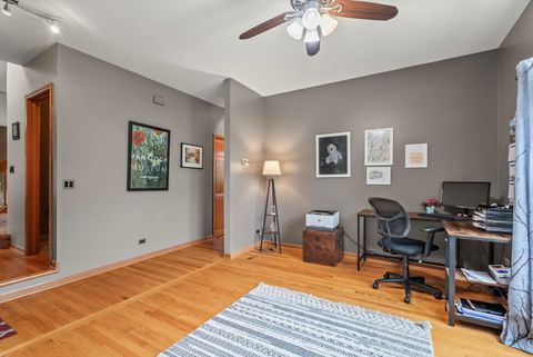 Tiny photo for 304 Manchester Avenue, Batavia, IL 60510 (MLS # 12497174)