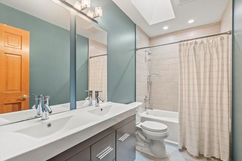Tiny photo for 304 Manchester Avenue, Batavia, IL 60510 (MLS # 12497174)