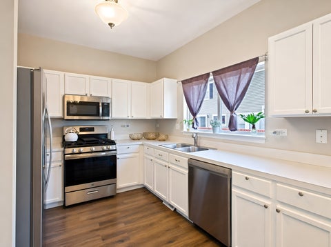 Tiny photo for 2443 Courtyard Circle #1, Aurora, IL 60506 (MLS # 12660096)