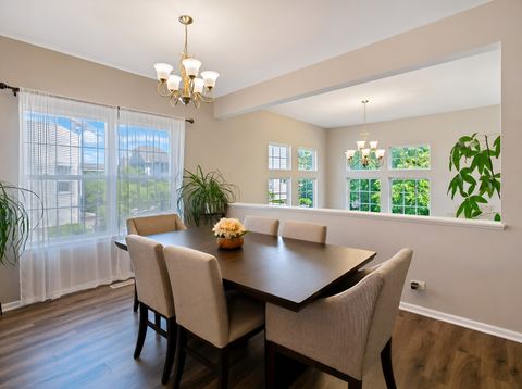 Tiny photo for 2443 Courtyard Circle #1, Aurora, IL 60506 (MLS # 12660096)