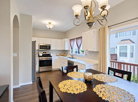 Tiny photo for 2443 Courtyard Circle #1, Aurora, IL 60506 (MLS # 12660096)