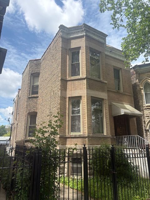 1530 N SPRINGFIELD Avenue Chicago IL 60651