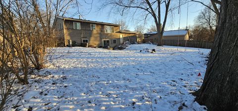 Tiny photo for 968 COVENTRY Lane, Crystal Lake, IL 60014 (MLS # 12554550)