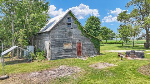 Tiny photo for 727 E 500n Road, Gibson City, IL 60936 (MLS # 12385249)