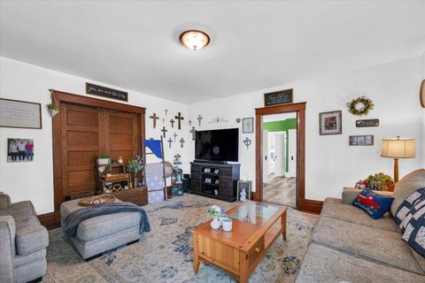 Tiny photo for 727 E 500n Road, Gibson City, IL 60936 (MLS # 12385249)
