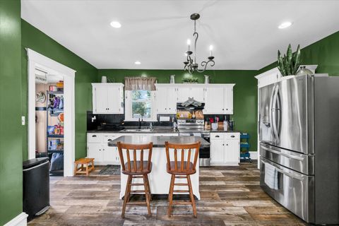 Tiny photo for 727 E 500n Road, Gibson City, IL 60936 (MLS # 12385249)