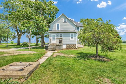 Tiny photo for 727 E 500n Road, Gibson City, IL 60936 (MLS # 12385249)
