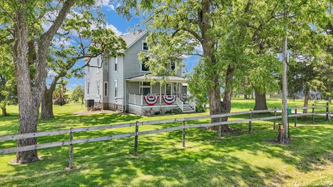 Tiny photo for 727 E 500n Road, Gibson City, IL 60936 (MLS # 12385249)