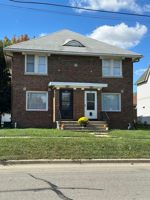 325 N 7th Street DeKalb IL 60115