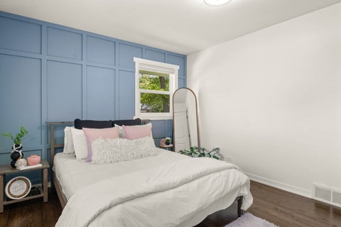 Tiny photo for 361 S Commonwealth Avenue, Elgin, IL 60123 (MLS # 12666239)